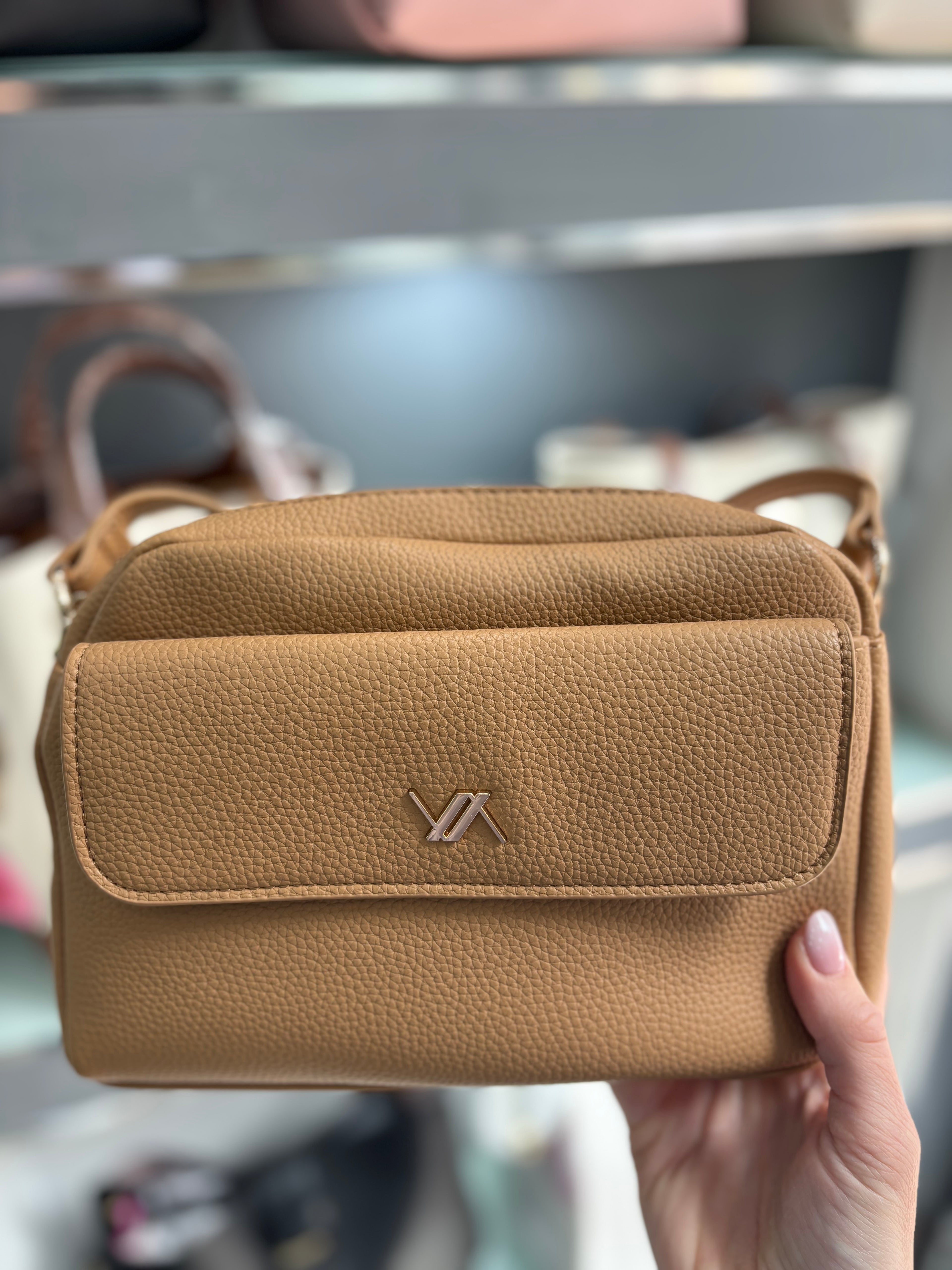 Borsa a tracolla camel                        Verde