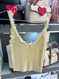 Top giallo pastello