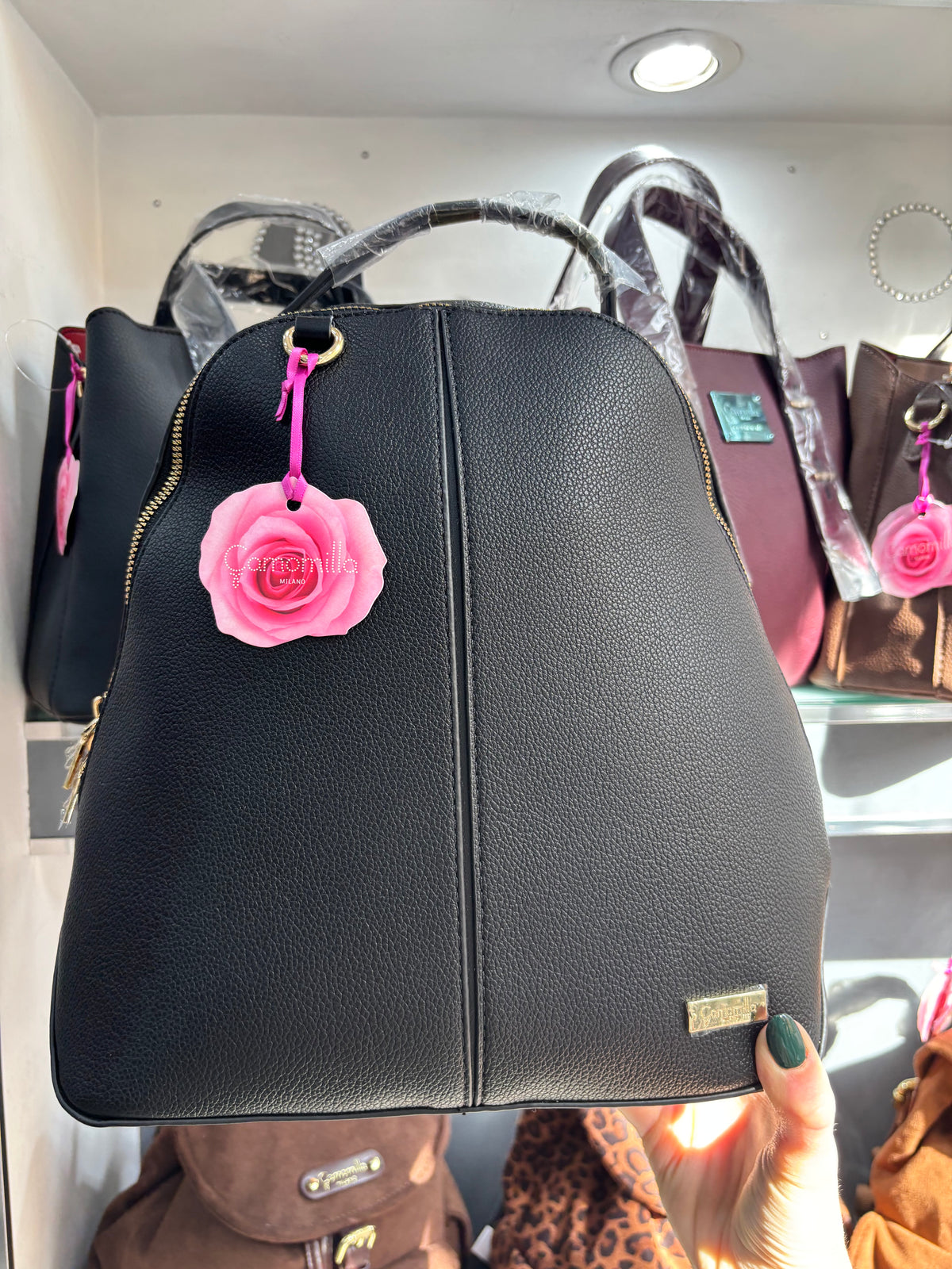 ZAINO NERO                                       Camomilla Milano
