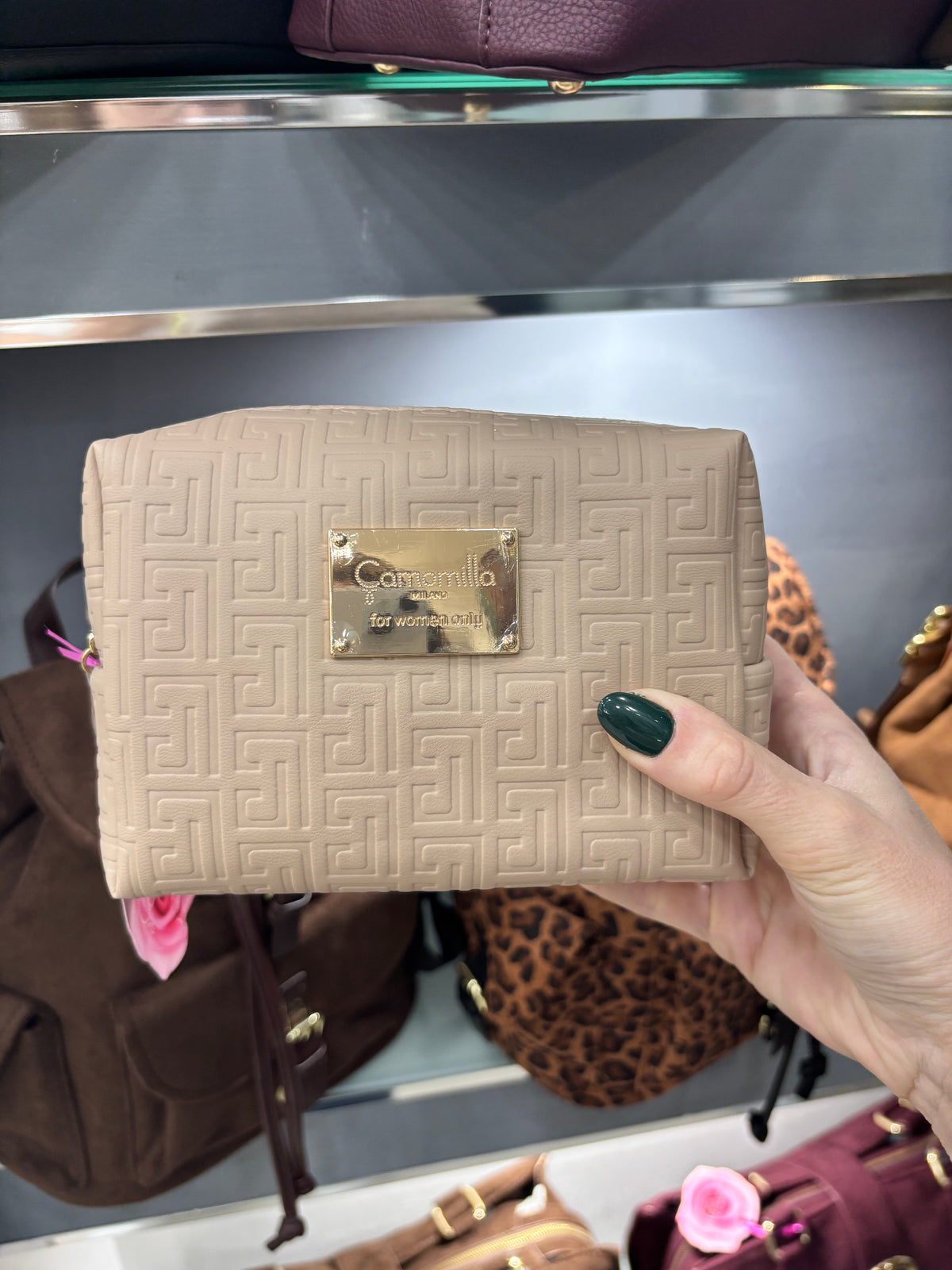 NECESSAIRE M BEIGE                        Camomilla Milano