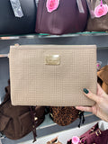 BUSTA PIATTA POLSO L BEIGE                Camomilla Milano
